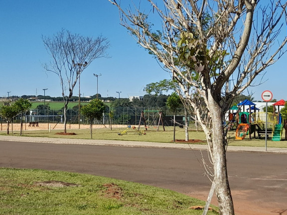 Imagem Terreno à Venda, 1.055 m² em Lagoa Bonita - Engenheiro Coelho Imagem Terreno à Venda, 1.055 m² em Lagoa Bonita - Engenheiro Coelho