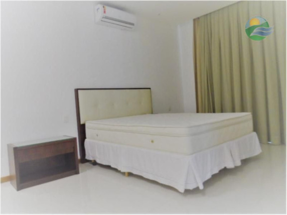 Imagem Casa com 4 Quartos à Venda, 487 m²