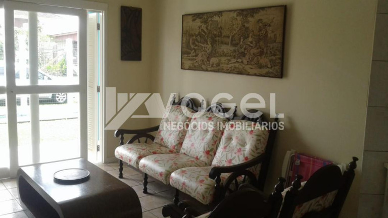 Imagem Casa com 6 Quartos à Venda, 184 m² em Centro - Capao Da Canoa
