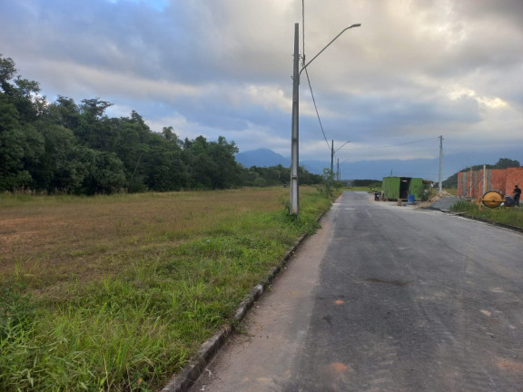 Imagem Terreno à Venda, 350 m² em Vila Nova - Joinville Imagem Terreno à Venda, 350 m² em Vila Nova - Joinville