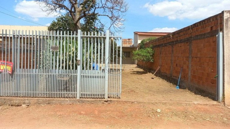 Imagem Casa com 4 Quartos à Venda, 180 m² em Taguatinga Sul (taguatinga) - Brasília