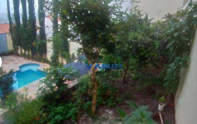 Imagem Sobrado com 3 Quartos à Venda, 350 m² em Portão - Arujá Imagem Sobrado com 3 Quartos à Venda, 350 m² em Portão - Arujá