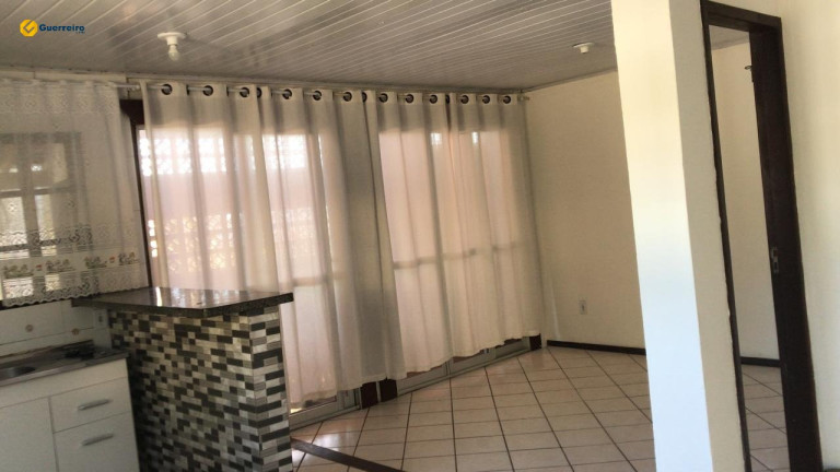 Imagem Casa com 6 Quartos à Venda, 588 m² em Córrego Grande - Florianópolis