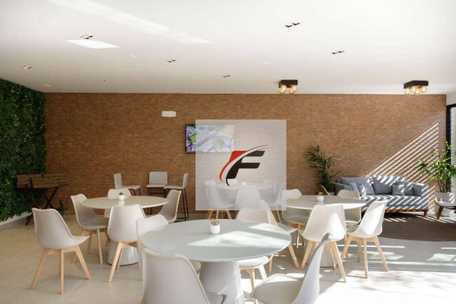 Imagem Sobrado com 3 Quartos à Venda, 158 m² em Pilarzinho - Curitiba