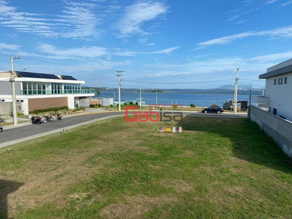 Imagem Casa com 4 Quartos à Venda, 204 m² em Vila Sao Pedro - São Pedro Da Aldeia Imagem Casa com 4 Quartos à Venda, 204 m² em Vila Sao Pedro - São Pedro Da Aldeia