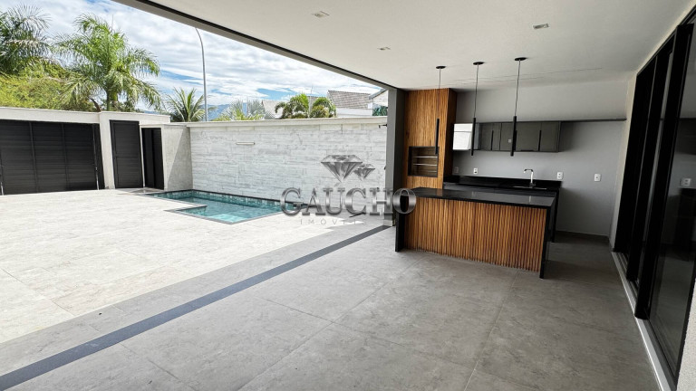 Imagem Casa com 5 Quartos à Venda, 490 m² em Recreio Dos Bandeirantes - Rio De Janeiro Imagem Casa com 5 Quartos à Venda, 490 m² em Recreio Dos Bandeirantes - Rio De Janeiro