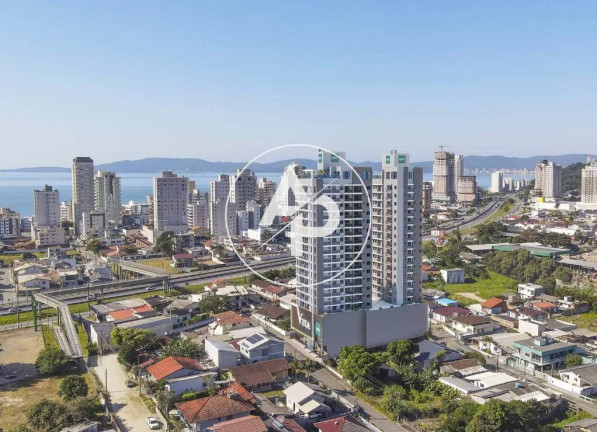 Apartamento com 2 Quartos à Venda, 60 m² em Itapema
