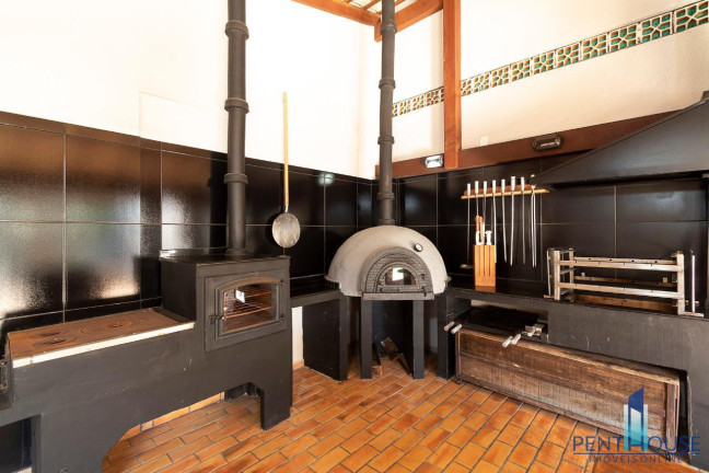 Imagem Casa com 6 Quartos à Venda, 805 m² em Centro - Bombinhas Imagem Casa com 6 Quartos à Venda, 805 m² em Centro - Bombinhas