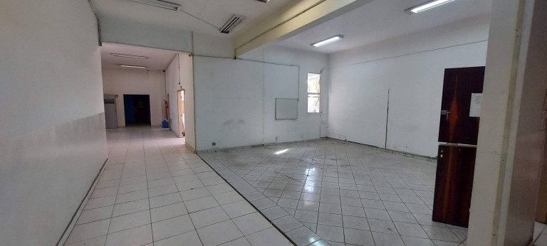 Imagem Imóvel Comercial para Alugar, 2 m² em Jardim São Luiz - Jandira Imagem Imóvel Comercial para Alugar, 2 m² em Jardim São Luiz - Jandira