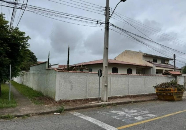 Imagem Casa com 3 Quartos à Venda, 170 m² em Afonso Pena - Curitiba