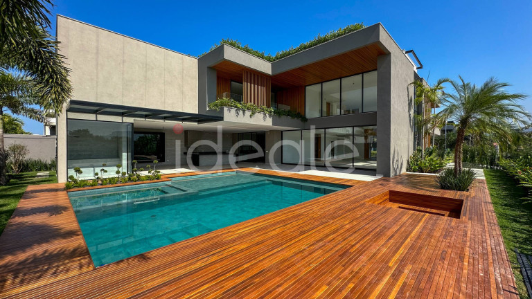 Casa de Condomínio com 5 Quartos à Venda,  em Barra Da Tijuca - Rio De Janeiro