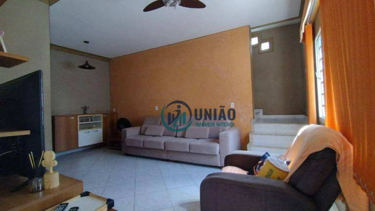 Imagem Casa com 3 Quartos à Venda, 339 m² em Pita - São Gonçalo Imagem Casa com 3 Quartos à Venda, 339 m² em Pita - São Gonçalo
