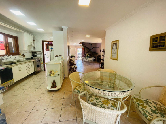 Imagem Casa com 3 Quartos à Venda, 300 m² em Riviera De São Lourenço - Bertioga Imagem Casa com 3 Quartos à Venda, 300 m² em Riviera De São Lourenço - Bertioga
