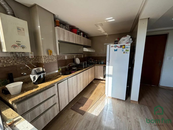 Imagem Apartamento com 3 Quartos à Venda, 100 m² em Centro Histórico - Porto Alegre Imagem Apartamento com 3 Quartos à Venda, 100 m² em Centro Histórico - Porto Alegre