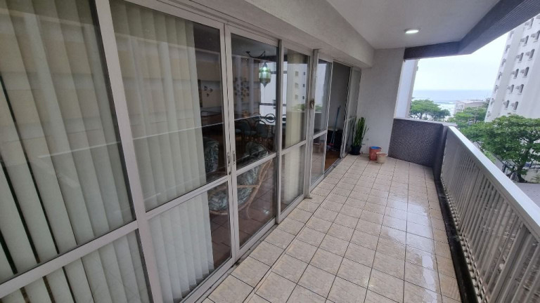 Apartamento com 3 Quartos à Venda, 176 m² em Pitangueiras - Guarujá