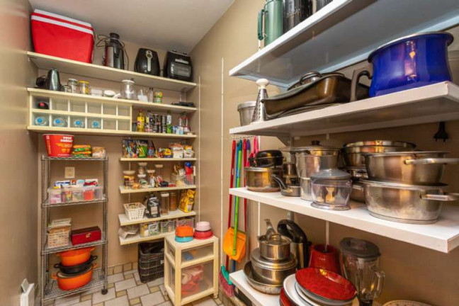 Imagem Casa com 4 Quartos à Venda, 351 m² em Nonoai - Porto Alegre