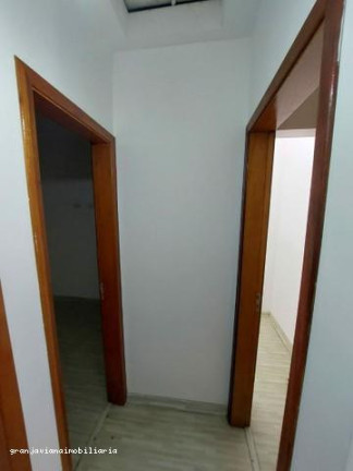 Imagem Casa à Venda, em Bairro Jardim Arco-íris - Cotia Imagem Casa à Venda, em Bairro Jardim Arco-íris - Cotia