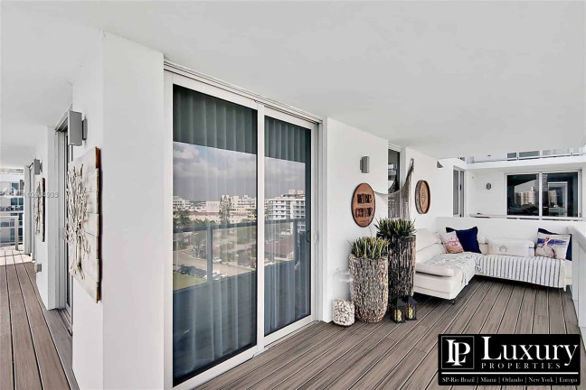 Imagem Apartamento com 2 Quartos à Venda, 109 m² em Bal Harbour - Bay Harbor Islands Imagem Apartamento com 2 Quartos à Venda, 109 m² em Bal Harbour - Bay Harbor Islands