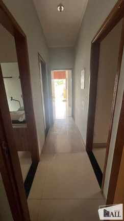Imagem Casa com 3 Quartos à Venda, 178 m² em Centro - Bady Bassitt