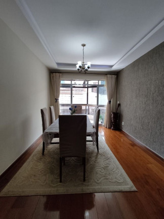 Imagem Imóvel com 3 Quartos à Venda, 131 m² em Alto - Teresópolis Imagem Imóvel com 3 Quartos à Venda, 131 m² em Alto - Teresópolis