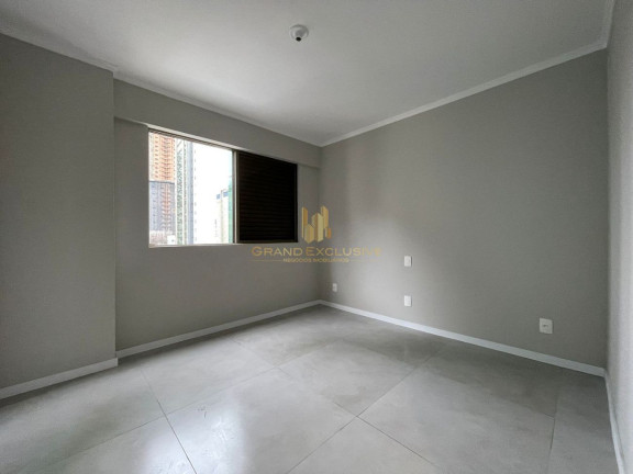 Imagem Apartamento com 3 Quartos à Venda, 120 m² em Centro - Balneário Camboriú Imagem Apartamento com 3 Quartos à Venda, 120 m² em Centro - Balneário Camboriú