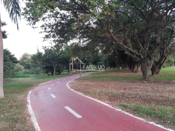 Imagem Terreno à Venda, 5.300 m² em Jardim Leocádia - Sorocaba Imagem Terreno à Venda, 5.300 m² em Jardim Leocádia - Sorocaba
