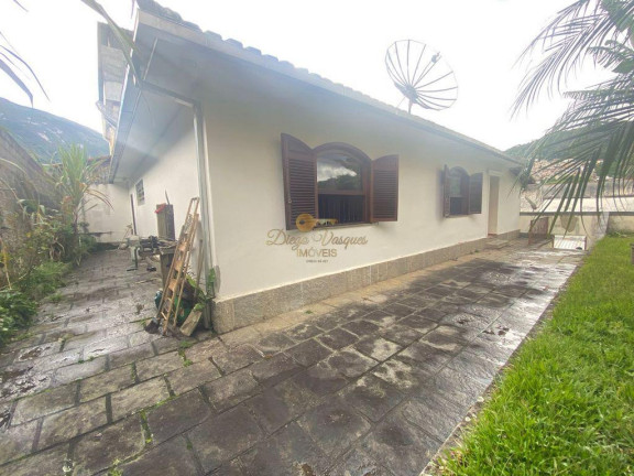 Imagem Casa com 3 Quartos à Venda, 180 m² em São Pedro - Teresópolis Imagem Casa com 3 Quartos à Venda, 180 m² em São Pedro - Teresópolis