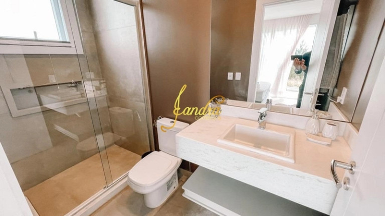 Imagem Casa de Condomínio com 3 Quartos à Venda, 300 m² em Remanso - Xangri-la