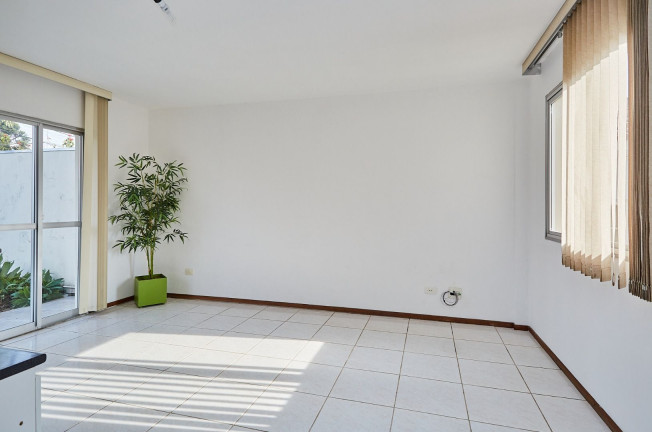 Imagem Casa com 4 Quartos à Venda, 353 m² em Batel - Curitiba