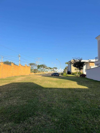 Imagem Terreno à Venda, 611 m² em Alphaville Dom Pedro - Campinas Imagem Terreno à Venda, 611 m² em Alphaville Dom Pedro - Campinas