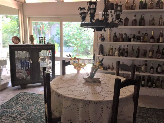 Casa com 4 Quartos à Venda, 550 m² em Jardim Guedala - São Paulo