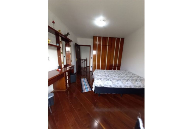 Imagem Casa com 3 Quartos à Venda, 473 m² em Jardim Las Vegas - Santo André