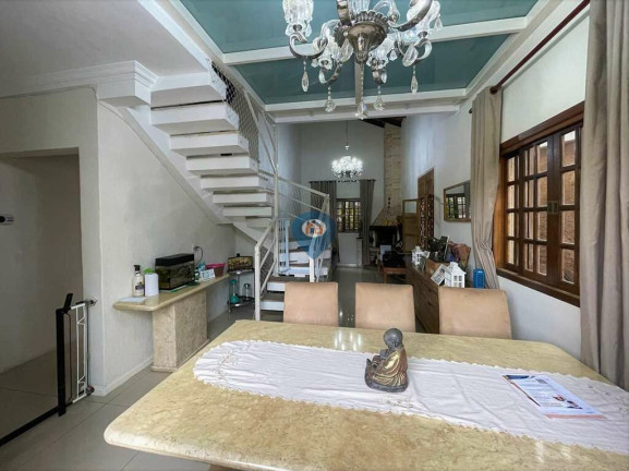 Imagem Casa com 3 Quartos à Venda, 180 m² em Jardim Semiramis - Cotia