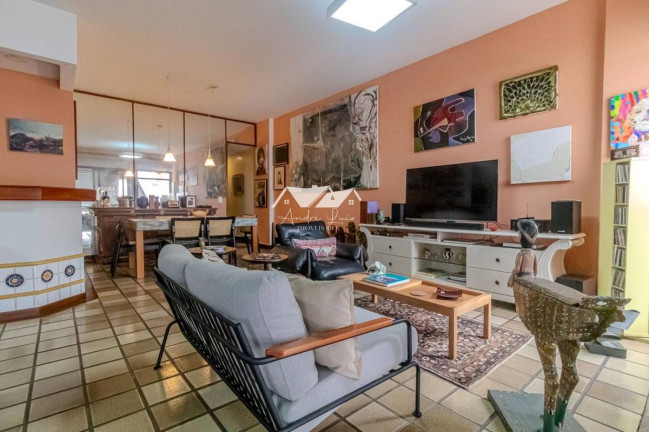 Imagem Apartamento com 3 Quartos à Venda, 137 m²