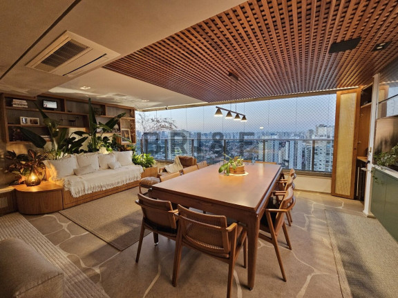 Apartamento com 3 Quartos à Venda, 158 m² em Brooklin - São Paulo