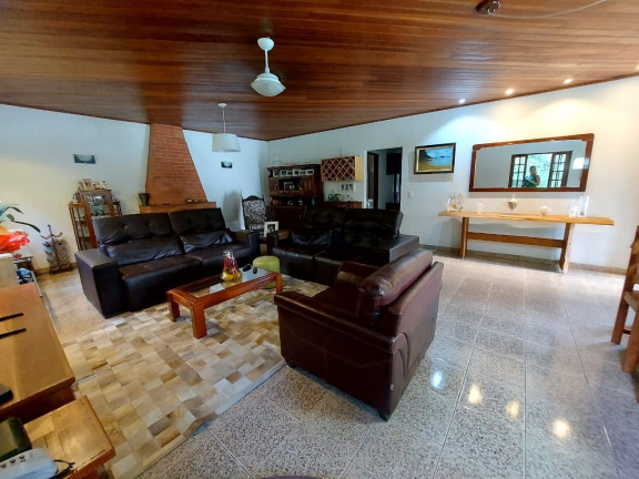 Imagem Casa com 3 Quartos à Venda, 160 m² em Vargem Grande - Teresópolis Imagem Casa com 3 Quartos à Venda, 160 m² em Vargem Grande - Teresópolis