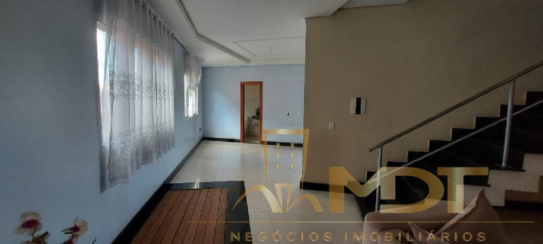 Imagem Casa com 4 Quartos à Venda, 300 m² em Planalto - Belo Horizonte Imagem Casa com 4 Quartos à Venda, 300 m² em Planalto - Belo Horizonte