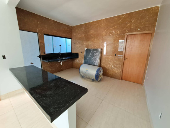 Imagem Casa com 3 Quartos à Venda, 180 m² em Goiânia Imagem Casa com 3 Quartos à Venda, 180 m² em Goiânia