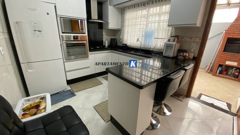 Imagem Sobrado com 3 Quartos à Venda, 137 m² em Jardim Zaira - Guarulhos Imagem Sobrado com 3 Quartos à Venda, 137 m² em Jardim Zaira - Guarulhos