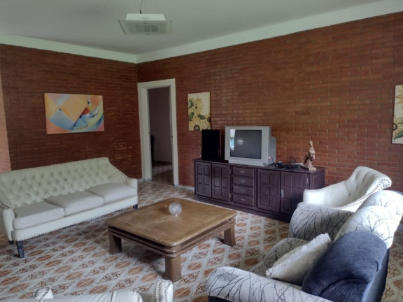 Imagem Chácara com 4 Quartos à Venda, 842 m² em Pocinhos Do Rio Verde - Caldas Imagem Chácara com 4 Quartos à Venda, 842 m² em Pocinhos Do Rio Verde - Caldas