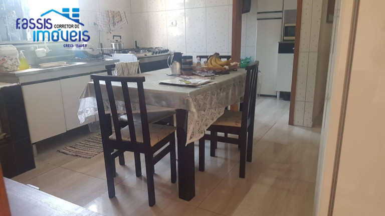 Imagem Casa com 3 Quartos à Venda, 90 m² em São Dimas - Colombo Imagem Casa com 3 Quartos à Venda, 90 m² em São Dimas - Colombo