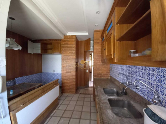Imagem Casa com 5 Quartos à Venda, 212 m² em Alto - Teresópolis
