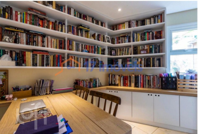 Imóvel com 4 Quartos à Venda, 1.100 m² em Santo Amaro - São Paulo