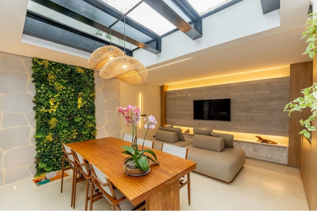 Imagem Casa com 3 Quartos à Venda, 140 m² em Santo Amaro - São Paulo Imagem Casa com 3 Quartos à Venda, 140 m² em Santo Amaro - São Paulo