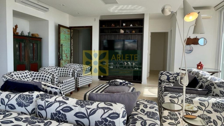 Imagem Cobertura com 3 Quartos à Venda, 270 m² em Bombas - Bombinhas