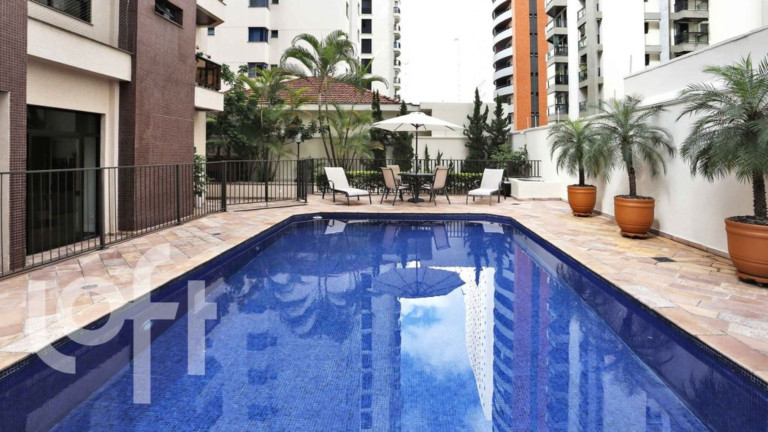 Apartamento com 3 Quartos à Venda, 156 m² em Moema - São Paulo