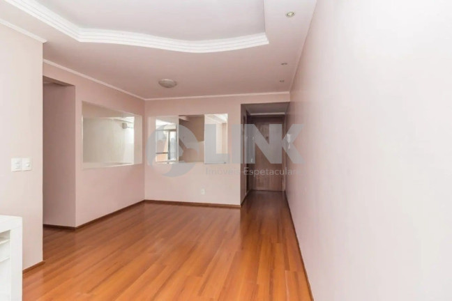 Imagem Apartamento com 3 Quartos à Venda, 70 m² em Cristo Redentor - Porto Alegre Imagem Apartamento com 3 Quartos à Venda, 70 m² em Cristo Redentor - Porto Alegre