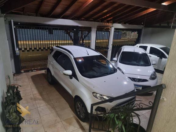 Imagem Casa com 3 Quartos à Venda, 204 m² em Centro - Campo Grande