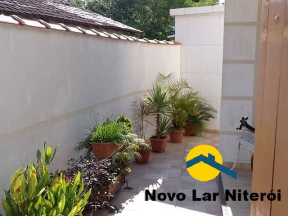 Imagem Casa com 3 Quartos à Venda, 120 m² em Sapê - Niterói Imagem Casa com 3 Quartos à Venda, 120 m² em Sapê - Niterói