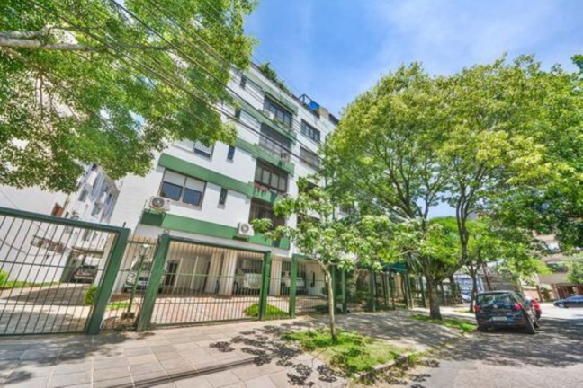 Imagem Imóvel com 2 Quartos à Venda, 75 m² em Rio Branco - Porto Alegre Imagem Imóvel com 2 Quartos à Venda, 75 m² em Rio Branco - Porto Alegre